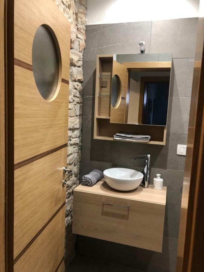 דירות PUY Bozic Apartman מראה חיצוני תמונה